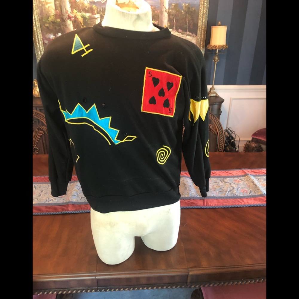 Eminent Women’s Black Long Sleeve Graphic Artsy Sweatshirt.  Size L
